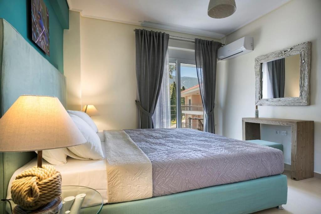 Eucalyptus Suite Sea View 카라보밀로스 외부 사진